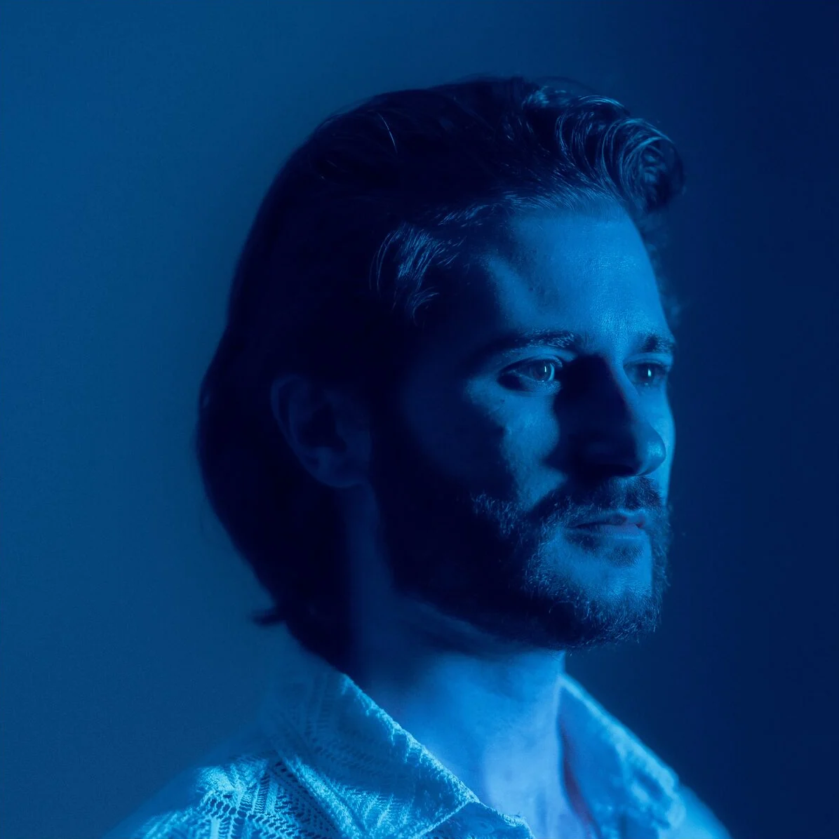 Joseph Nakouzi, portrait in blue light